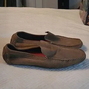 Bugatchi A101C01 Round Toe Driving Loafers. Brown Suede. Size 8. Bugatchi | Shoes | Bugatchi A1c01 Round Toe Driving Loafers  main image 3